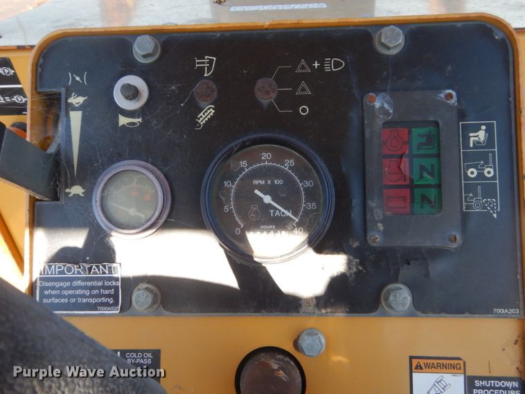 image for item FK9410 2004 Vermeer V120  trencher