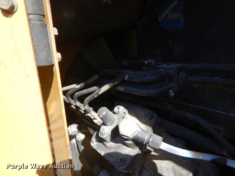 image for item FK9410 2004 Vermeer V120  trencher