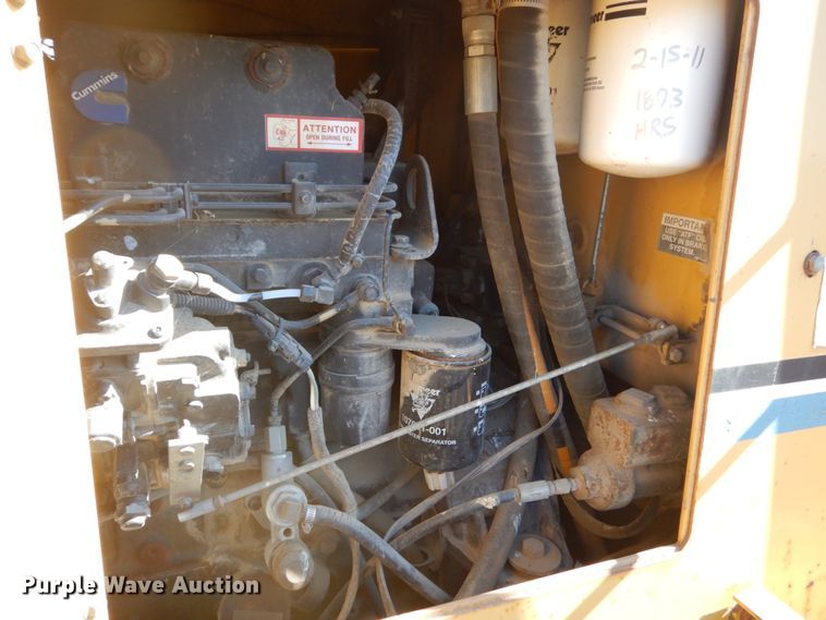 image for item FK9410 2004 Vermeer V120  trencher