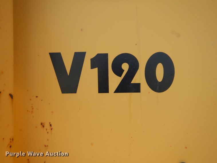 image for item FK9410 2004 Vermeer V120  trencher