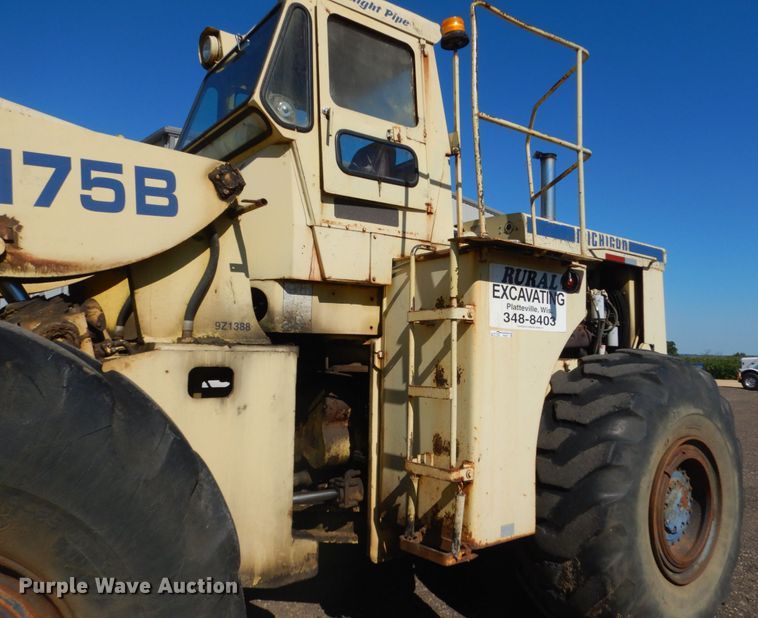 image for item FK9417 1975 Michigan 175B  wheel loader