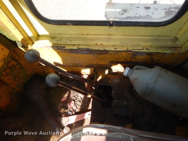 image for item FK9417 1975 Michigan 175B  wheel loader