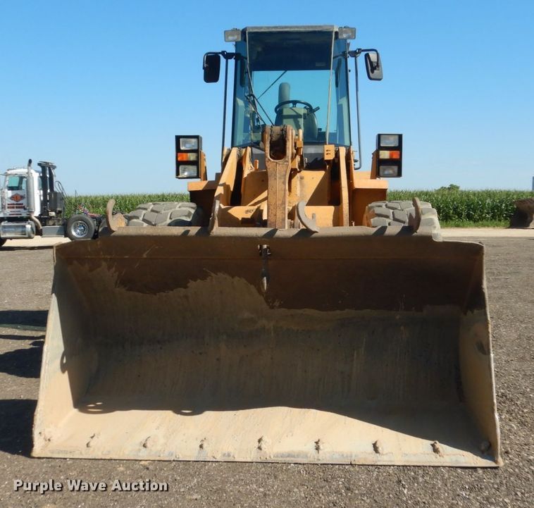 image for item FK9418 1998 Case 721B  wheel loader
