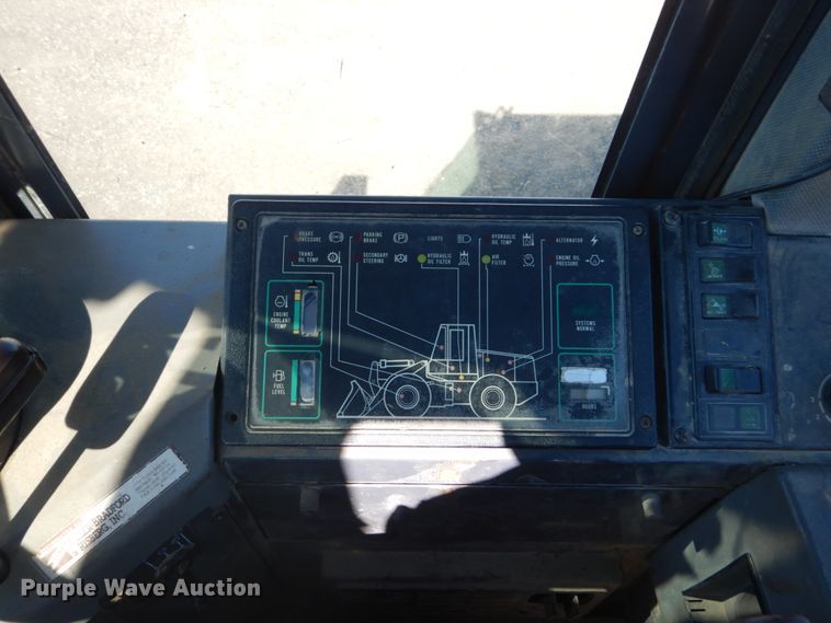 image for item FK9418 1998 Case 721B  wheel loader