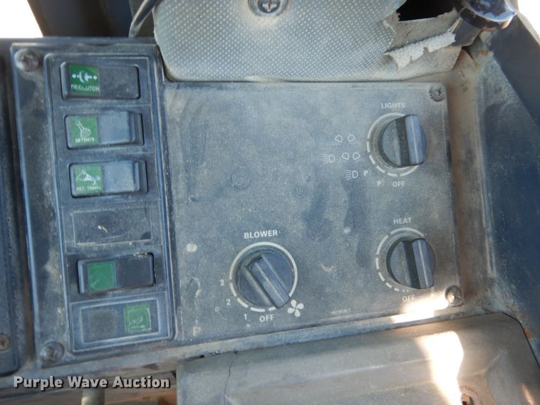 image for item FK9418 1998 Case 721B  wheel loader