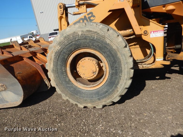 image for item FK9418 1998 Case 721B  wheel loader
