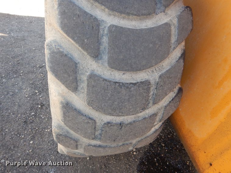 image for item FK9418 1998 Case 721B  wheel loader