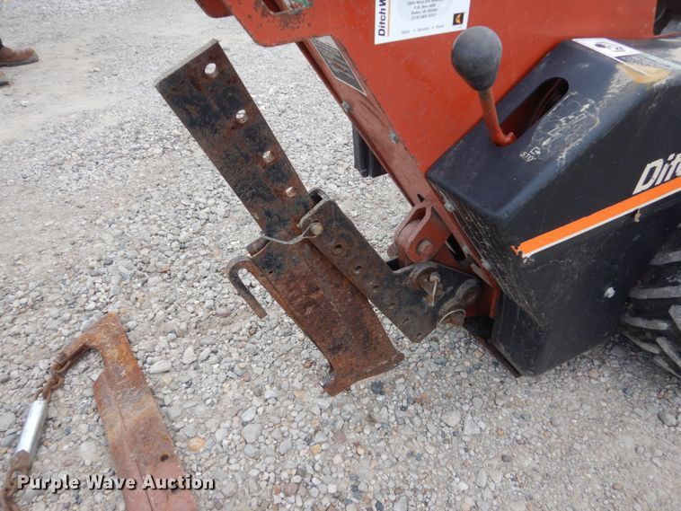 image for item FK9495 Ditch Witch 100SX  cable plow