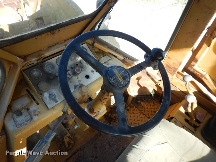 image for item FN9317 1980 Caterpillar 950  wheel loader