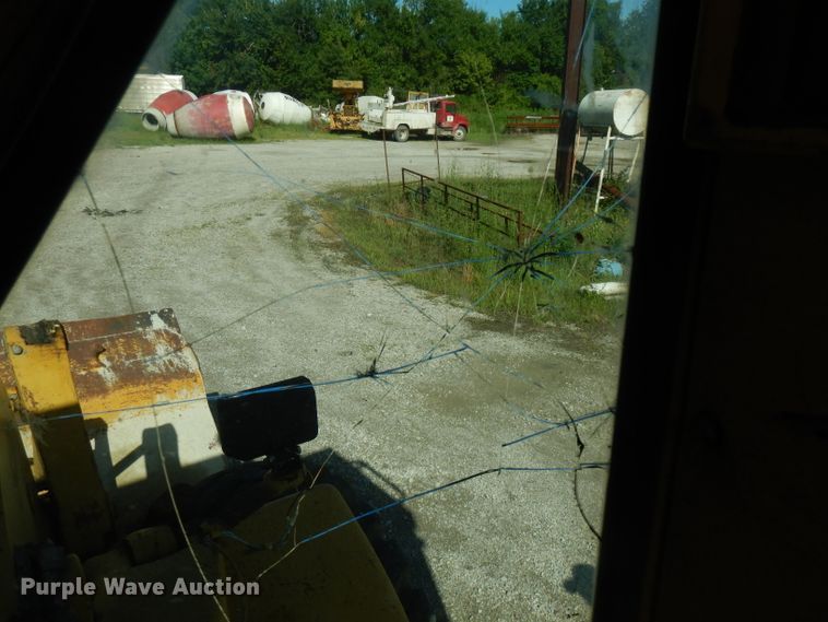 image for item FN9317 1980 Caterpillar 950  wheel loader