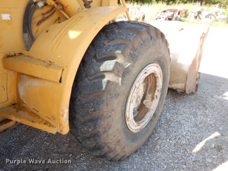 image for item FN9317 1980 Caterpillar 950  wheel loader