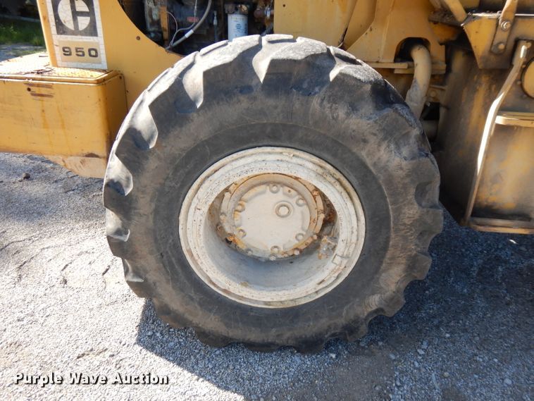 image for item FN9317 1980 Caterpillar 950  wheel loader
