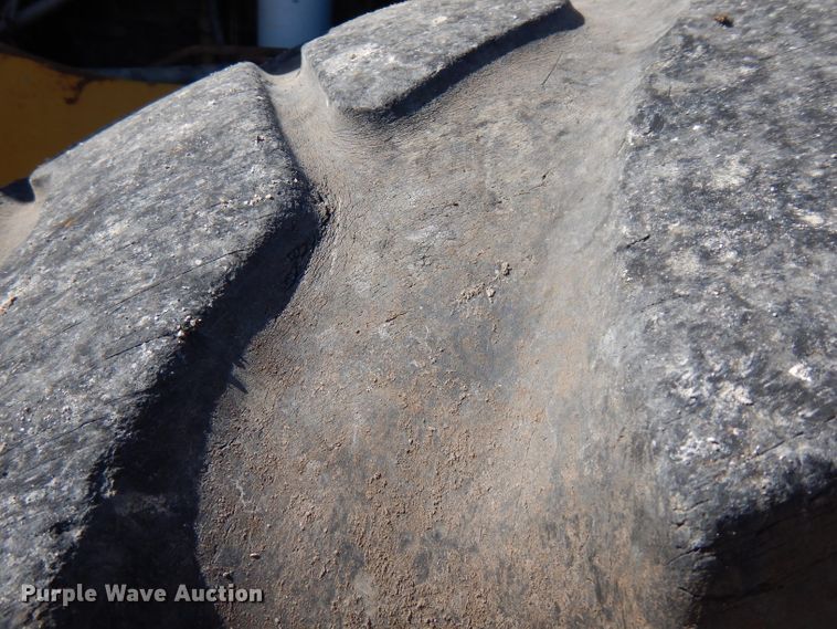 image for item FN9317 1980 Caterpillar 950  wheel loader