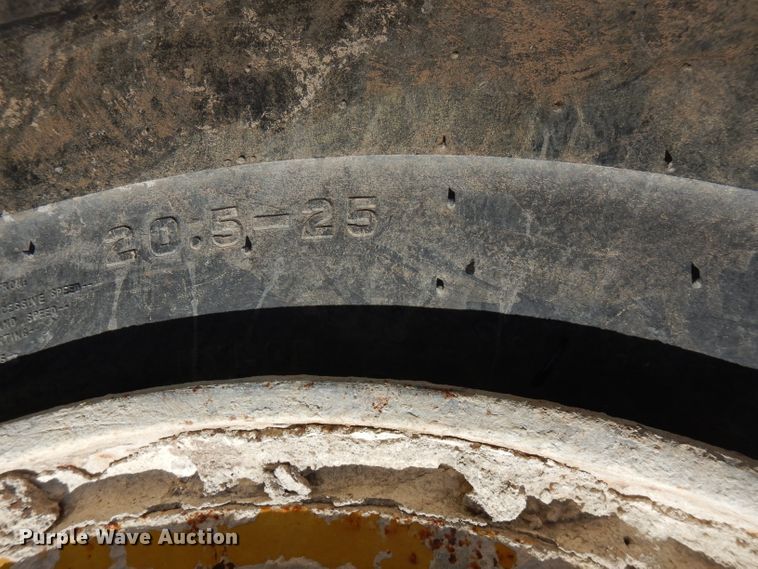 image for item FN9317 1980 Caterpillar 950  wheel loader