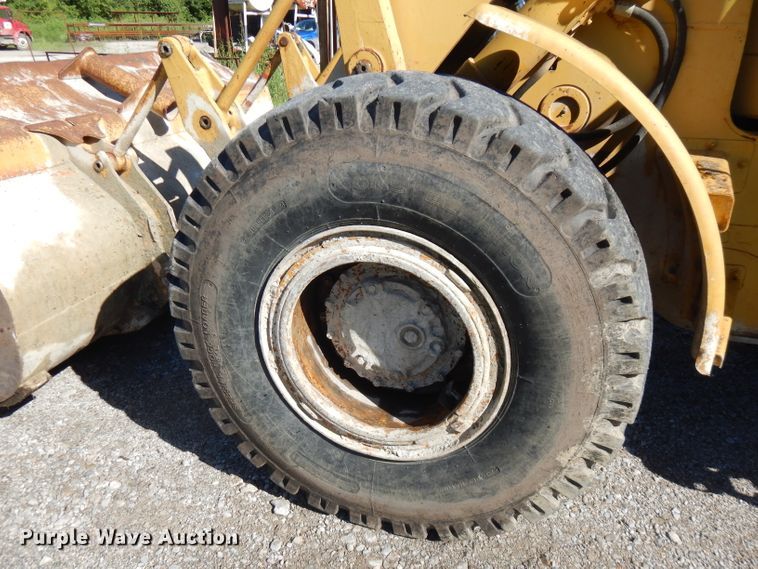 image for item FN9317 1980 Caterpillar 950  wheel loader