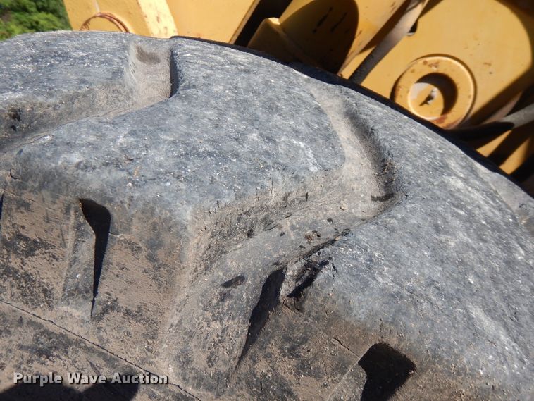 image for item FN9317 1980 Caterpillar 950  wheel loader