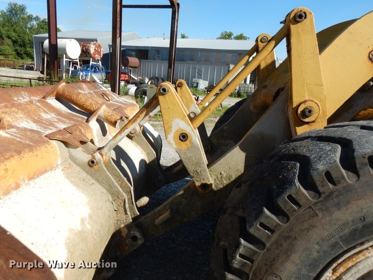 image for item FN9317 1980 Caterpillar 950  wheel loader