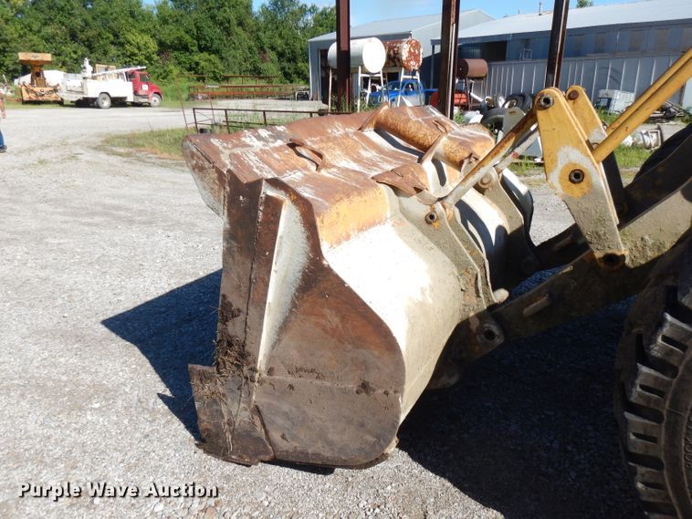 image for item FN9317 1980 Caterpillar 950  wheel loader