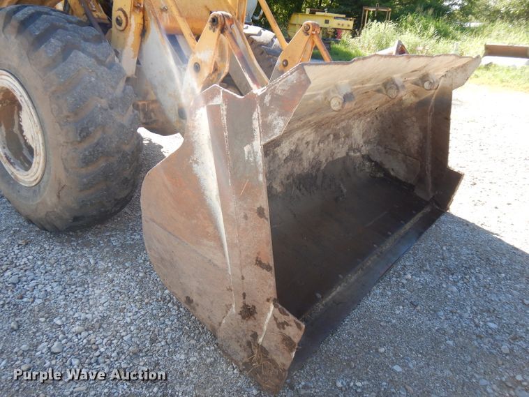 image for item FN9317 1980 Caterpillar 950  wheel loader