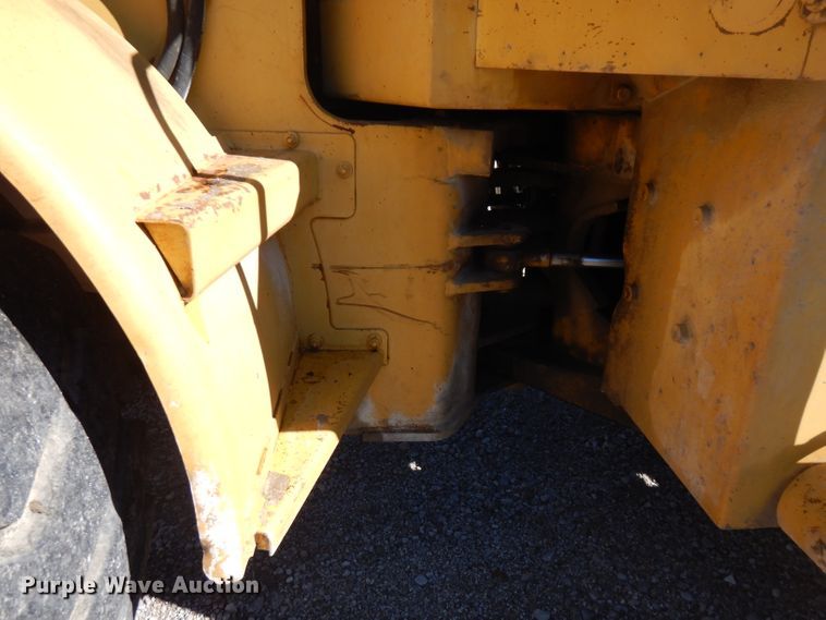 image for item FN9317 1980 Caterpillar 950  wheel loader
