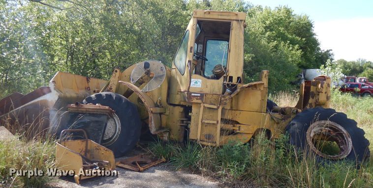 image for item FN9318 1972 Caterpillar 950  wheel loader