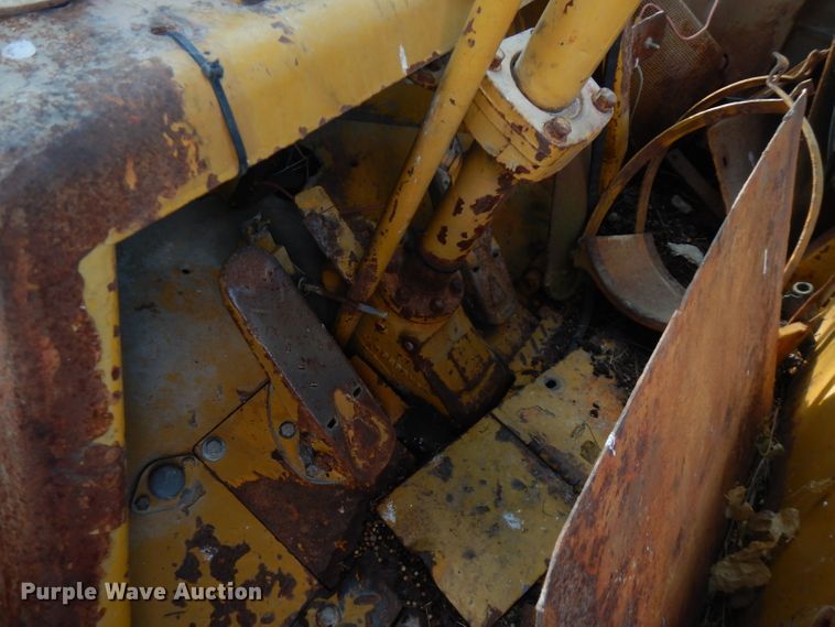 image for item FN9318 1972 Caterpillar 950  wheel loader