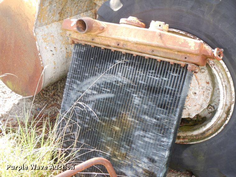 image for item FN9318 1972 Caterpillar 950  wheel loader