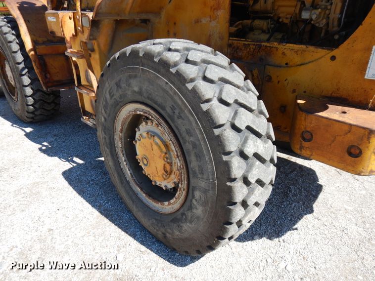 image for item FN9325 1967 Caterpillar 950B  wheel loader