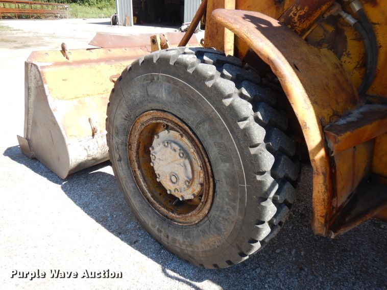 image for item FN9325 1967 Caterpillar 950B  wheel loader