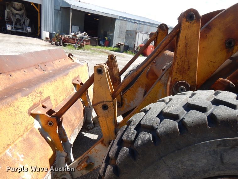 image for item FN9325 1967 Caterpillar 950B  wheel loader