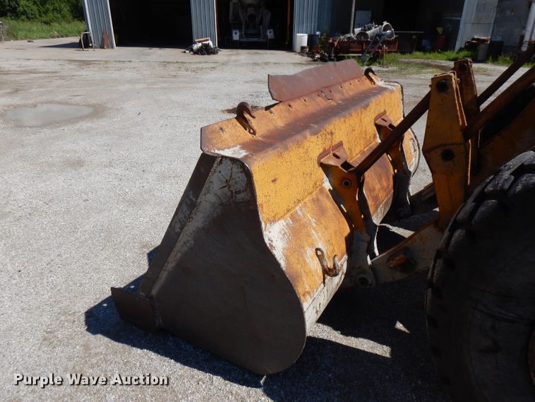 image for item FN9325 1967 Caterpillar 950B  wheel loader