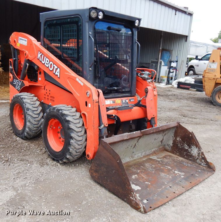 image for item FN9326 2015 Kubota SSV65  skid steer loader