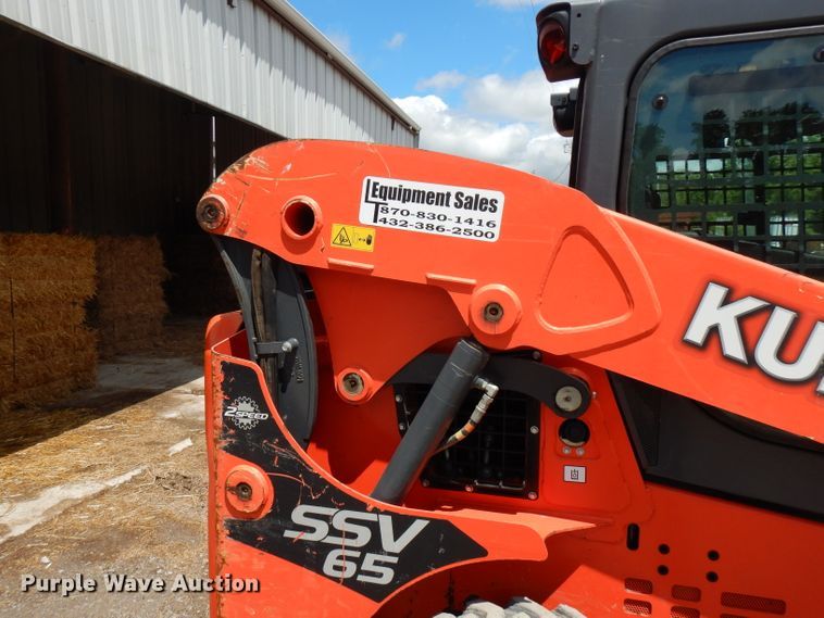 image for item FN9326 2015 Kubota SSV65  skid steer loader
