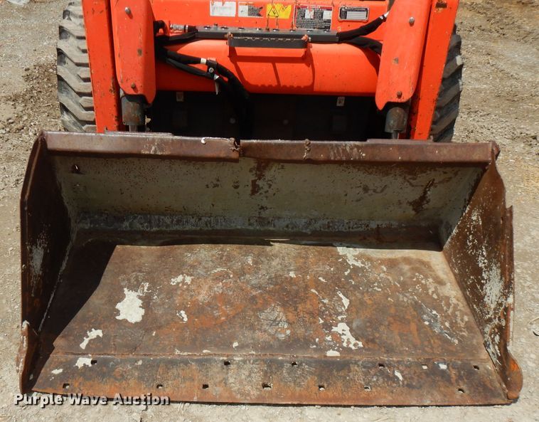 image for item FN9326 2015 Kubota SSV65  skid steer loader
