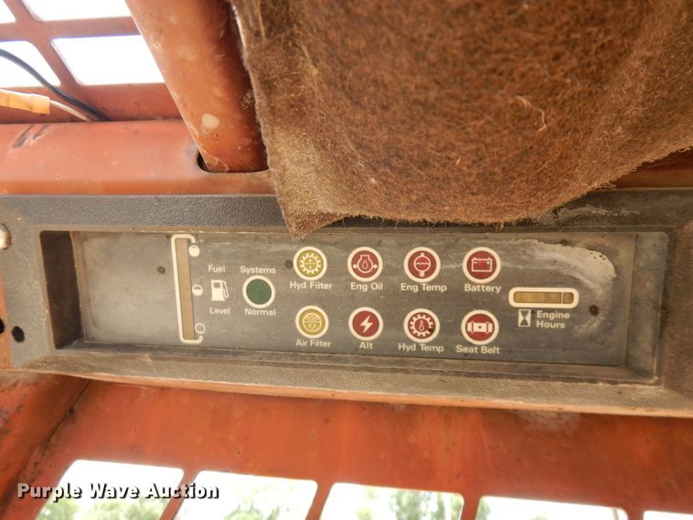 image for item FN9327 Case 1840  skid steer loader