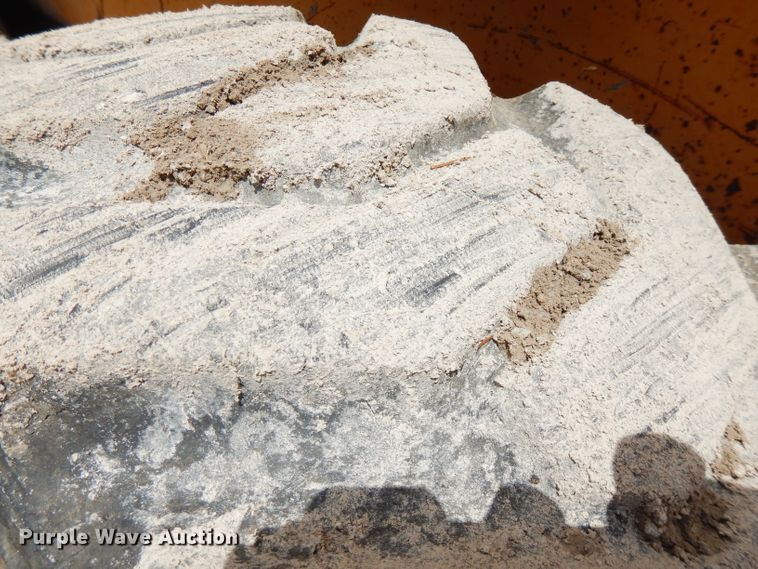 image for item FN9327 Case 1840  skid steer loader