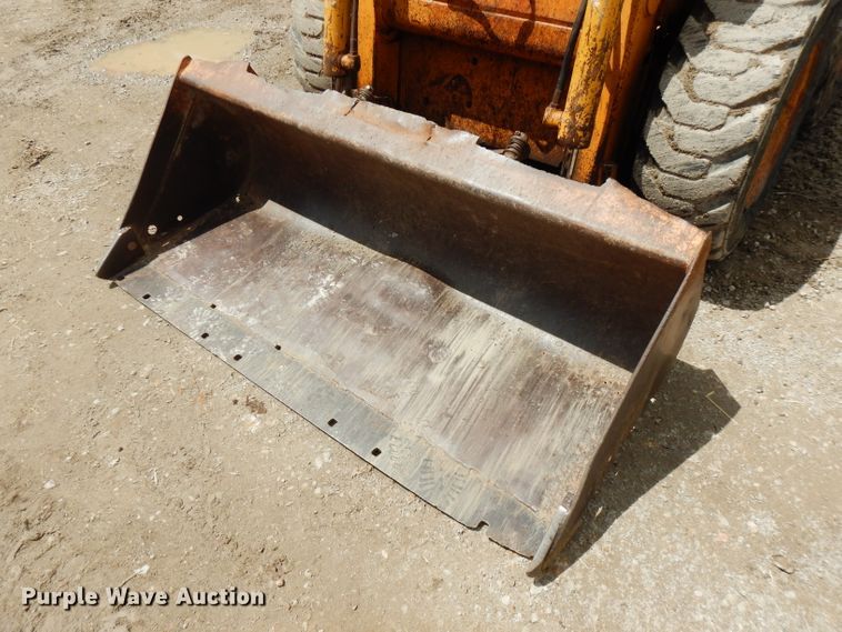 image for item FN9327 Case 1840  skid steer loader