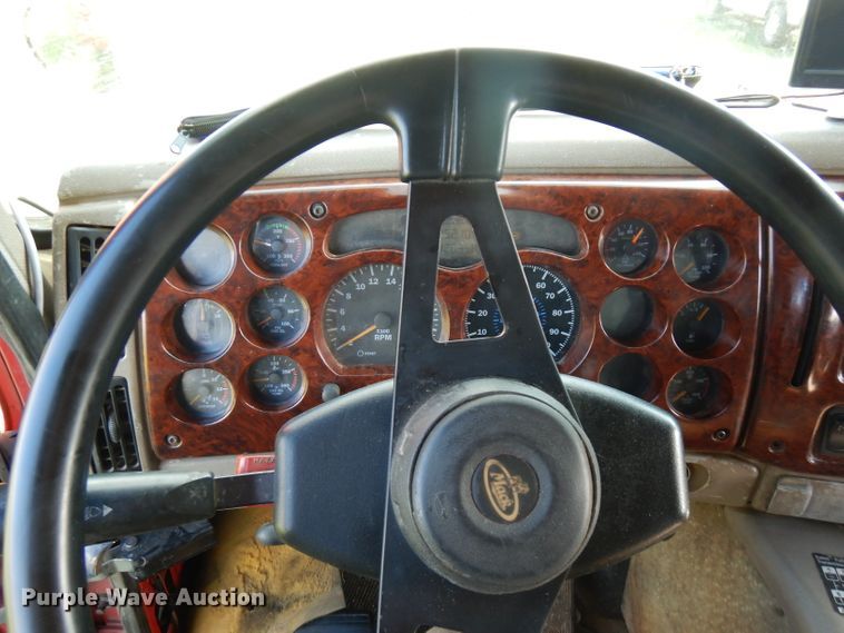 image for item FN9332 2000 Mack Vision 460  dump truck