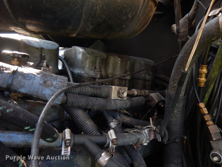 image for item FN9332 2000 Mack Vision 460  dump truck