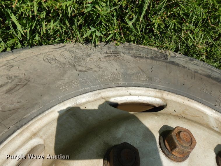 image for item FN9332 2000 Mack Vision 460  dump truck