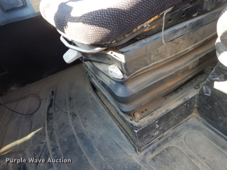 image for item FT9035 2010 Terex TA400   haul truck