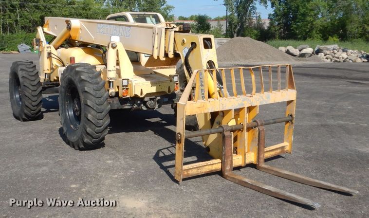 image for item FT9037 Pettibone 8044  telehandler
