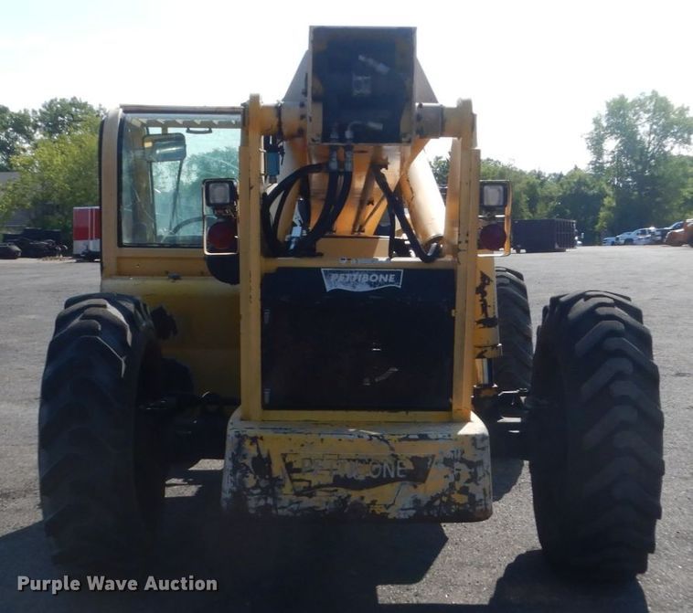 image for item FT9037 Pettibone 8044  telehandler