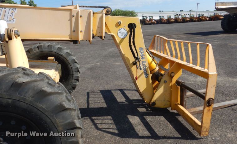 image for item FT9037 Pettibone 8044  telehandler