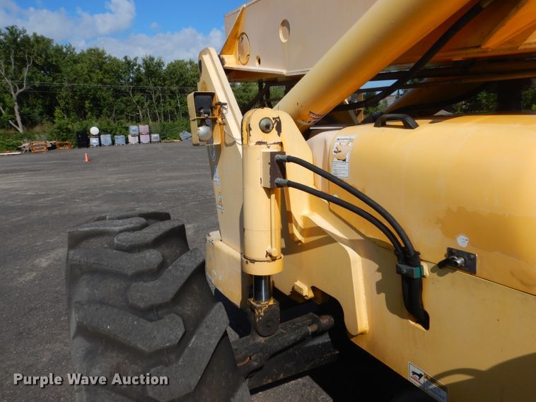 image for item FT9037 Pettibone 8044  telehandler