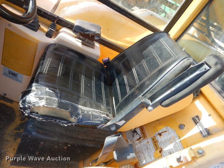 image for item FT9037 Pettibone 8044  telehandler