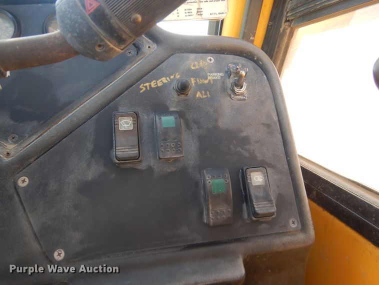 image for item FT9037 Pettibone 8044  telehandler