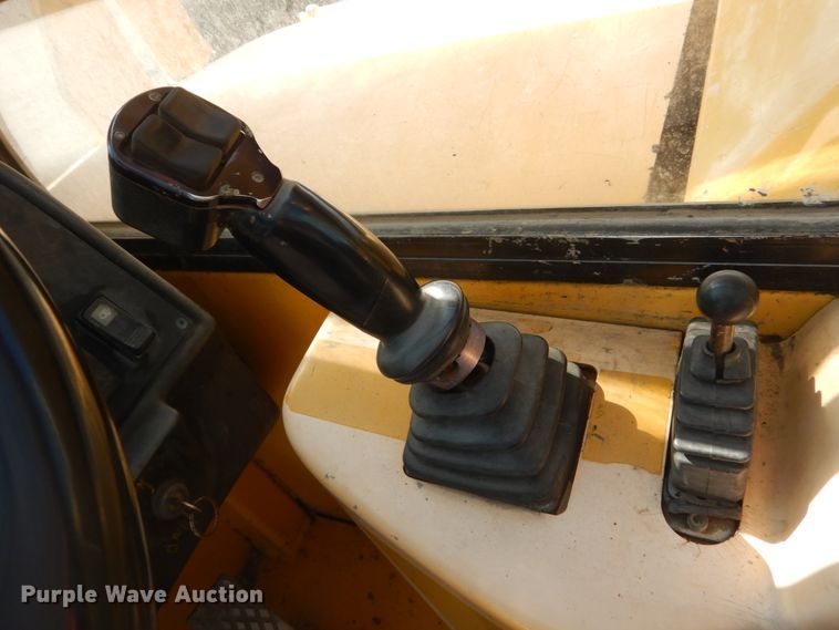 image for item FT9037 Pettibone 8044  telehandler