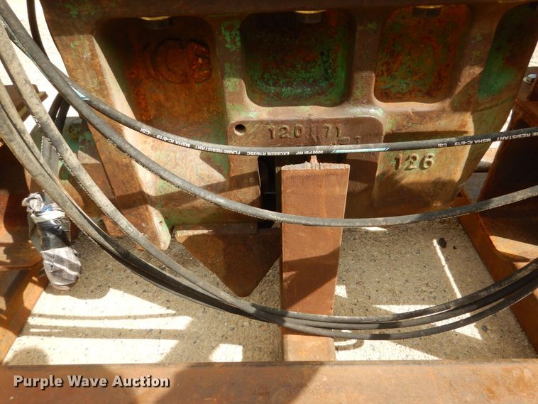 image for item FT9038 ICE 416 vibratory pile driver extractor