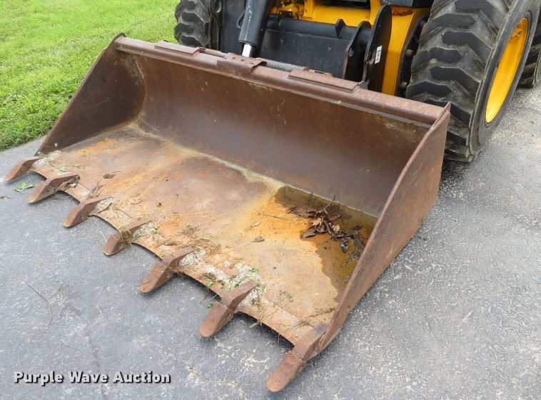 image for item GI9181 JCB 225  skid steer loader